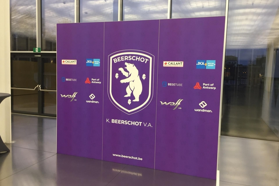 K. Beerschot V A - perswand